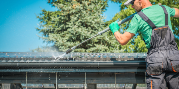 Canalones y fuga de agua